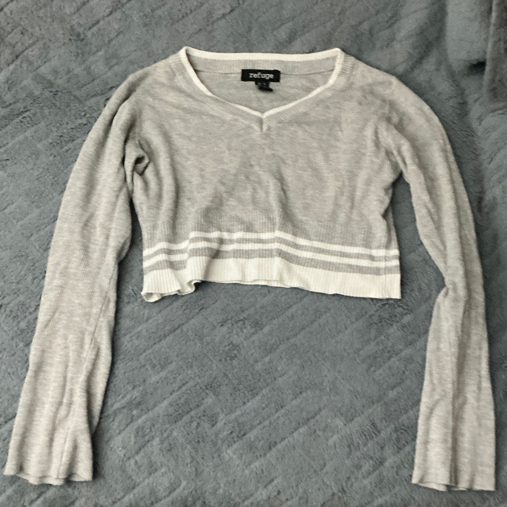 Refuge Light Gray Cropped Knit Top